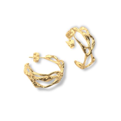 Arracada grande de plata .925 con baño de oro doble estilo clásico por Teresa González