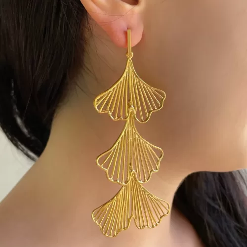 Arete de plata .925 con baño de oro Ginkgo Biloba-EPT274D - Diseño por Teresa González