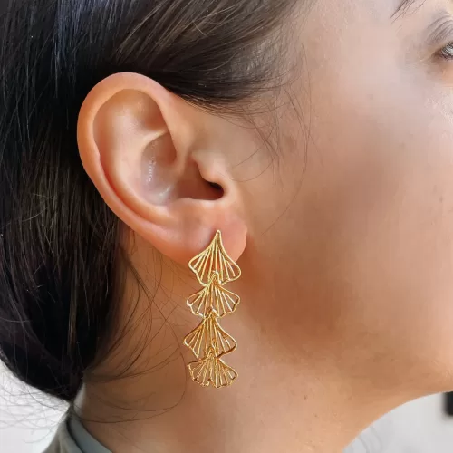 Arete de plata .925 con baño de oro Ginkgo Biloba-EPT285D - Diseño por Teresa González