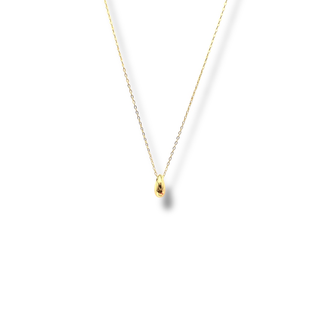 Cadena delgada y dije gotita de plata .925 con baño de oro diseño contemporáneo por Teresa González