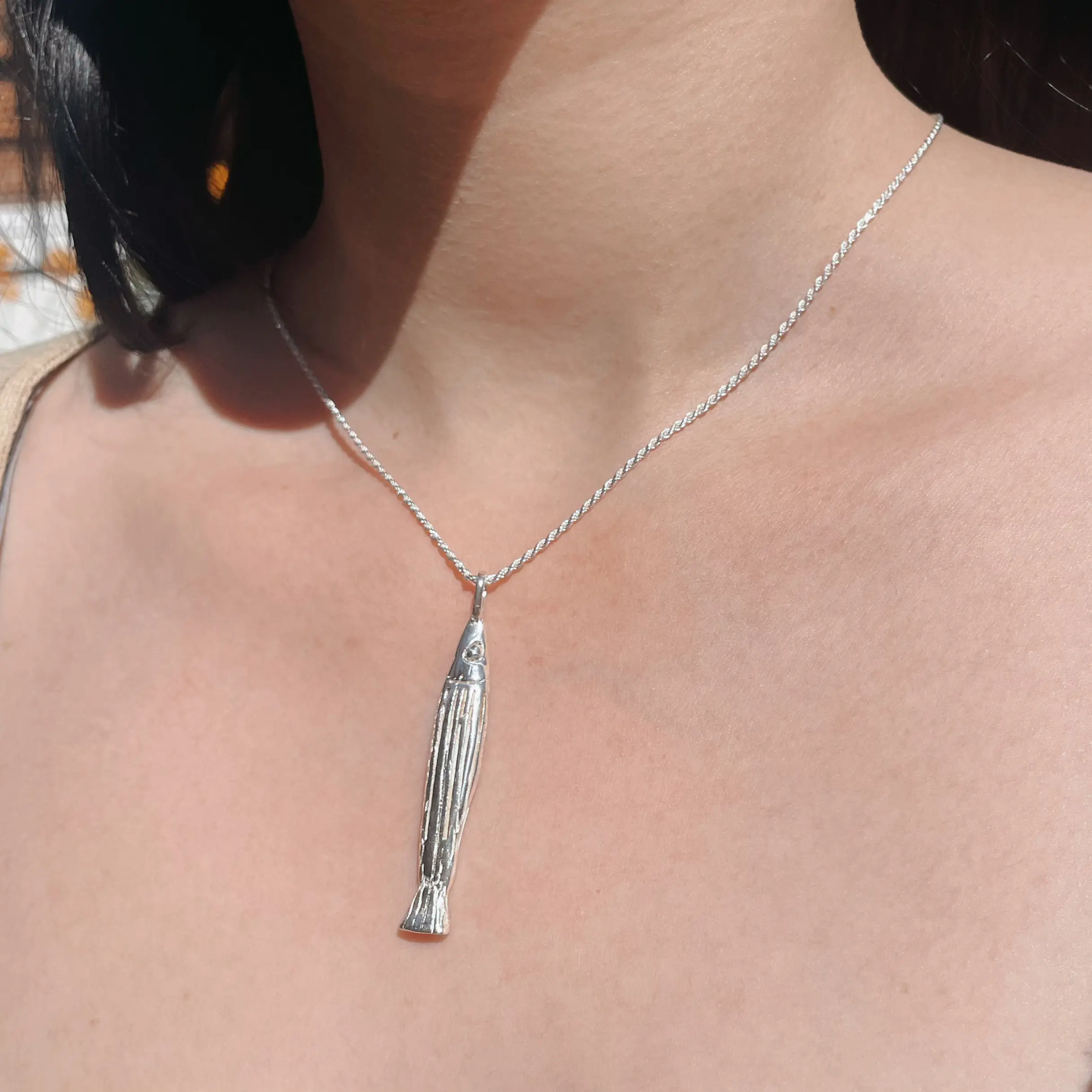 por Teresa González.