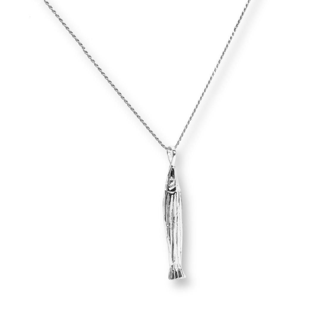 Dije de pez en plata .925 diseño alargado a rayas