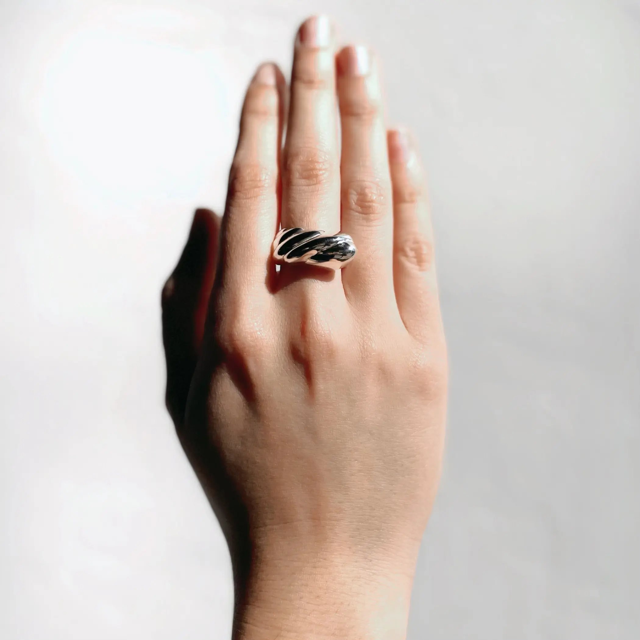 Anillo de plata .925 tipo caracol espiral chico por Teresa González